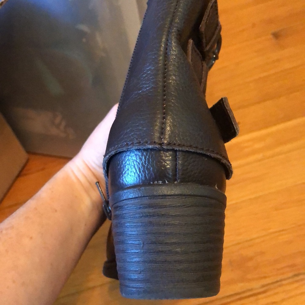BOC booties - Picture 10 of 11